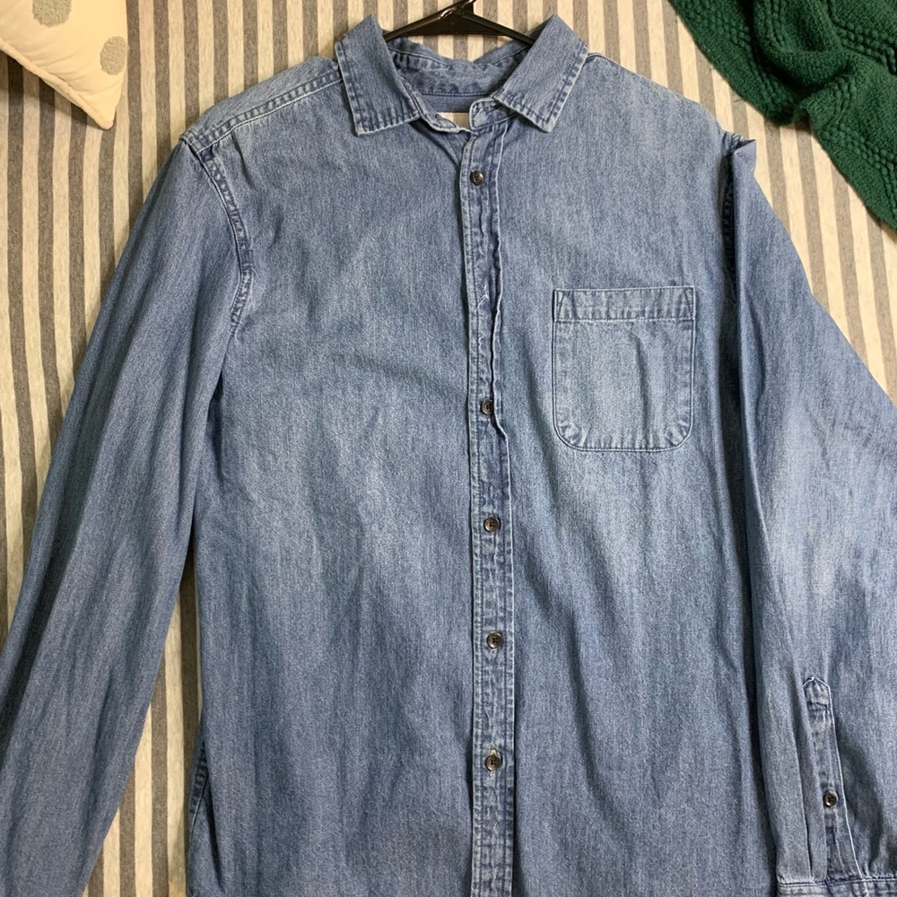 Goodfellow & Co Medium Sized Jean Button Down